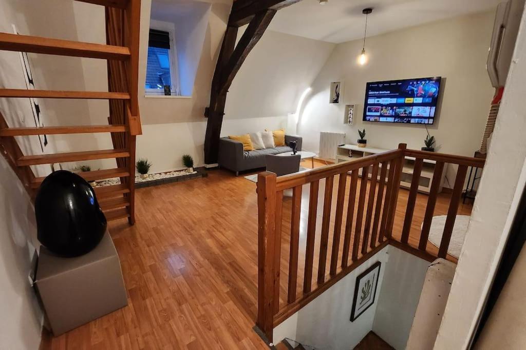 Apartamento Grand Duplex Du Beffroi Douai Exterior foto