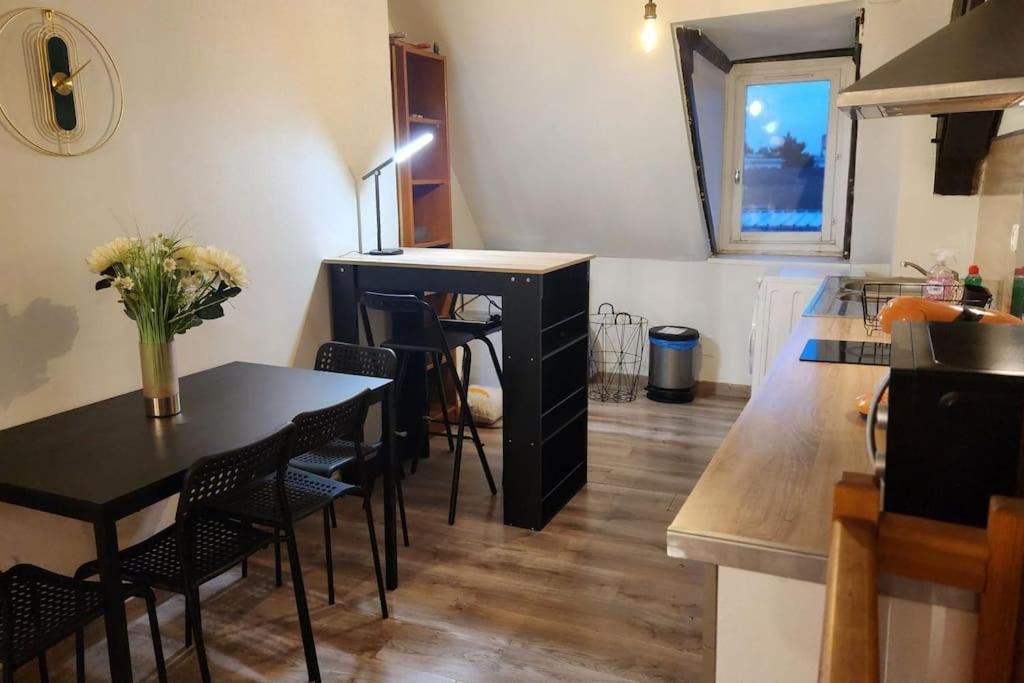 Apartamento Grand Duplex Du Beffroi Douai Exterior foto